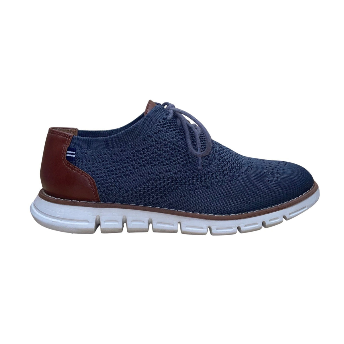 Nautica Men’s Gray & Brown Wrenwood 3 Lace-Up Knit Walking Shoes Size 9