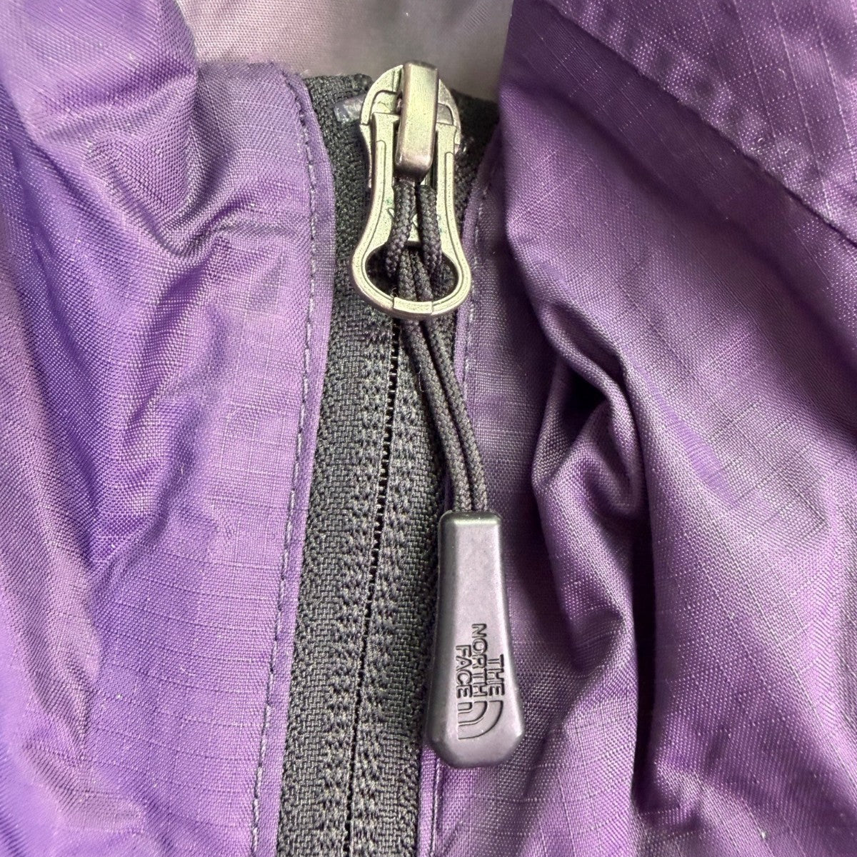 The North Face Mens Purple/Black Nylon Hooded Rain Jacket Size M