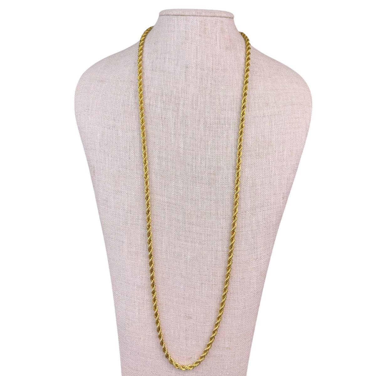 Monet Gold Tone Womens Rope Chain Necklace Vintage Classic Jewelry Piece