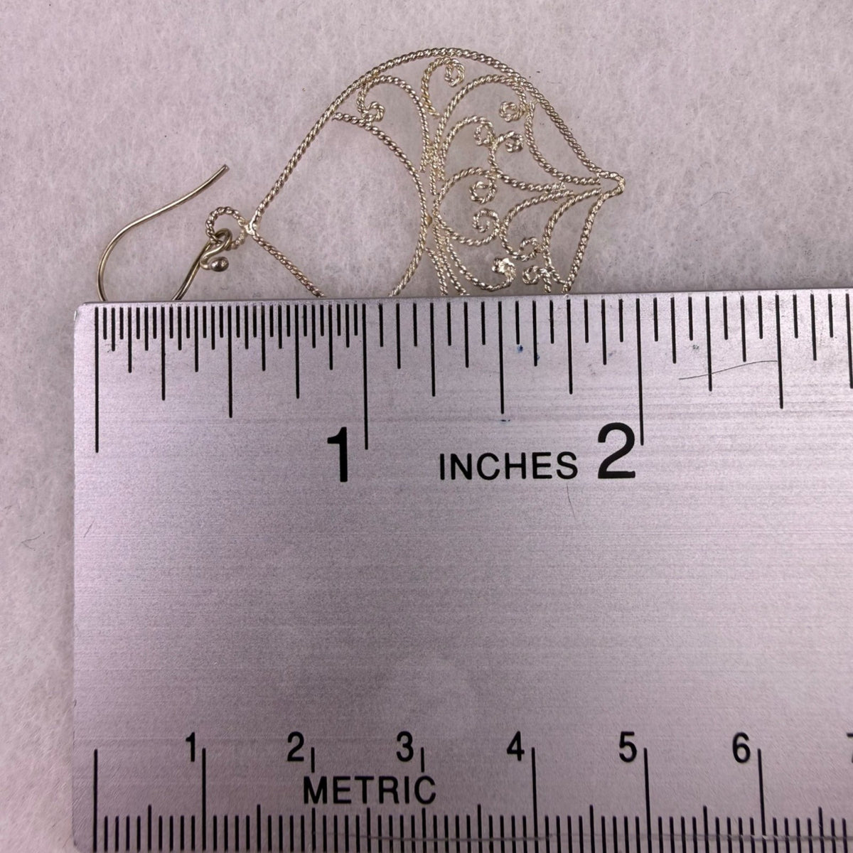 Silver Tone Filigree Women’s Dangle Drop Earrings Delicate Swirl Design Lightwei