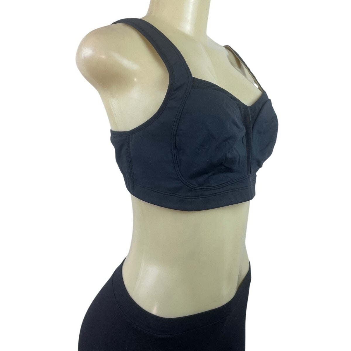 Lululemon Black Underwire Longline Bra With Adjustable Straps Szize 38C