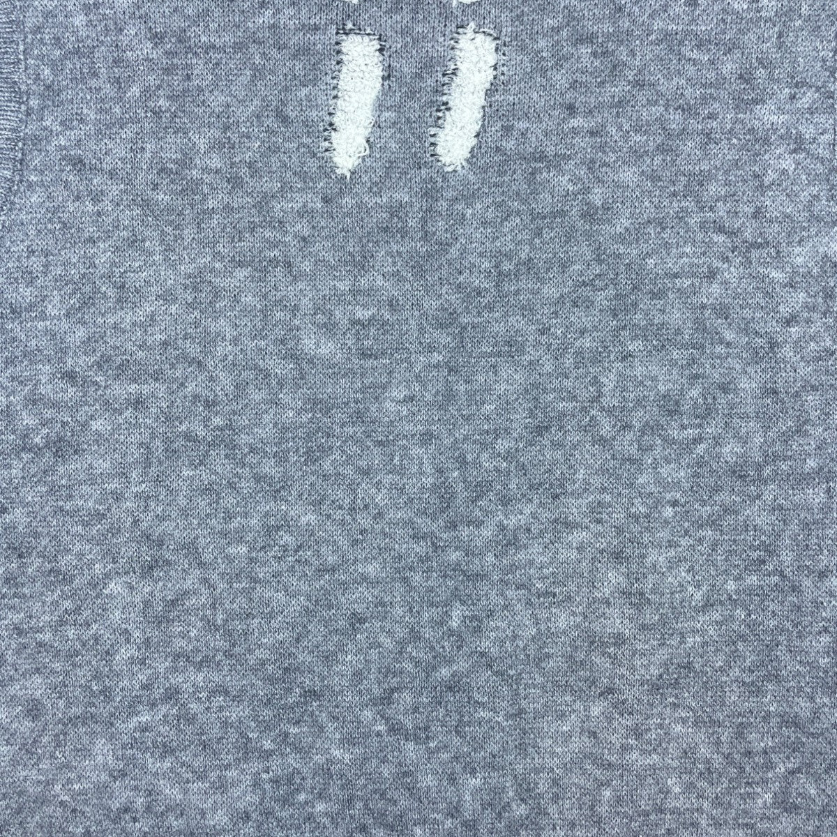 The Greii M Sleeveless Grey Knit Sweater With Smile Face Graphic New