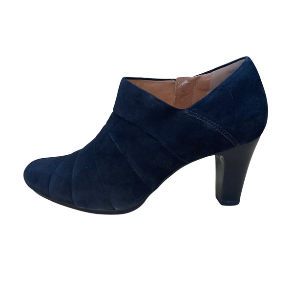 Clarks Women’s Black Leather Upper Suede Ankle Booties Size 8.5M