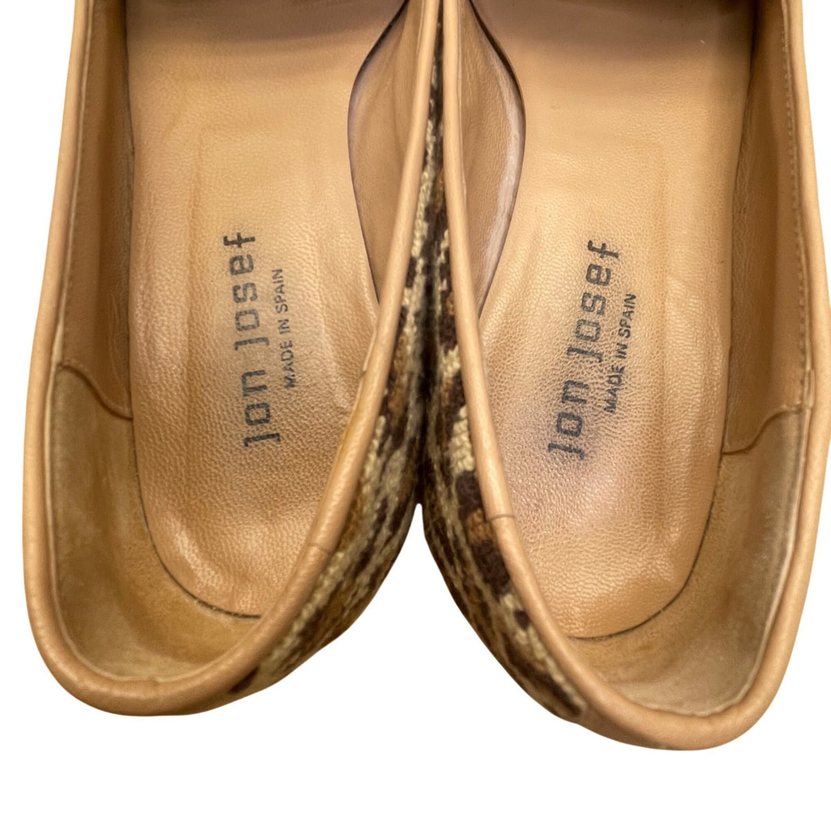 Jon Josef Women’s Brown Leopard Print Needlepoint Loafers Size 7.5