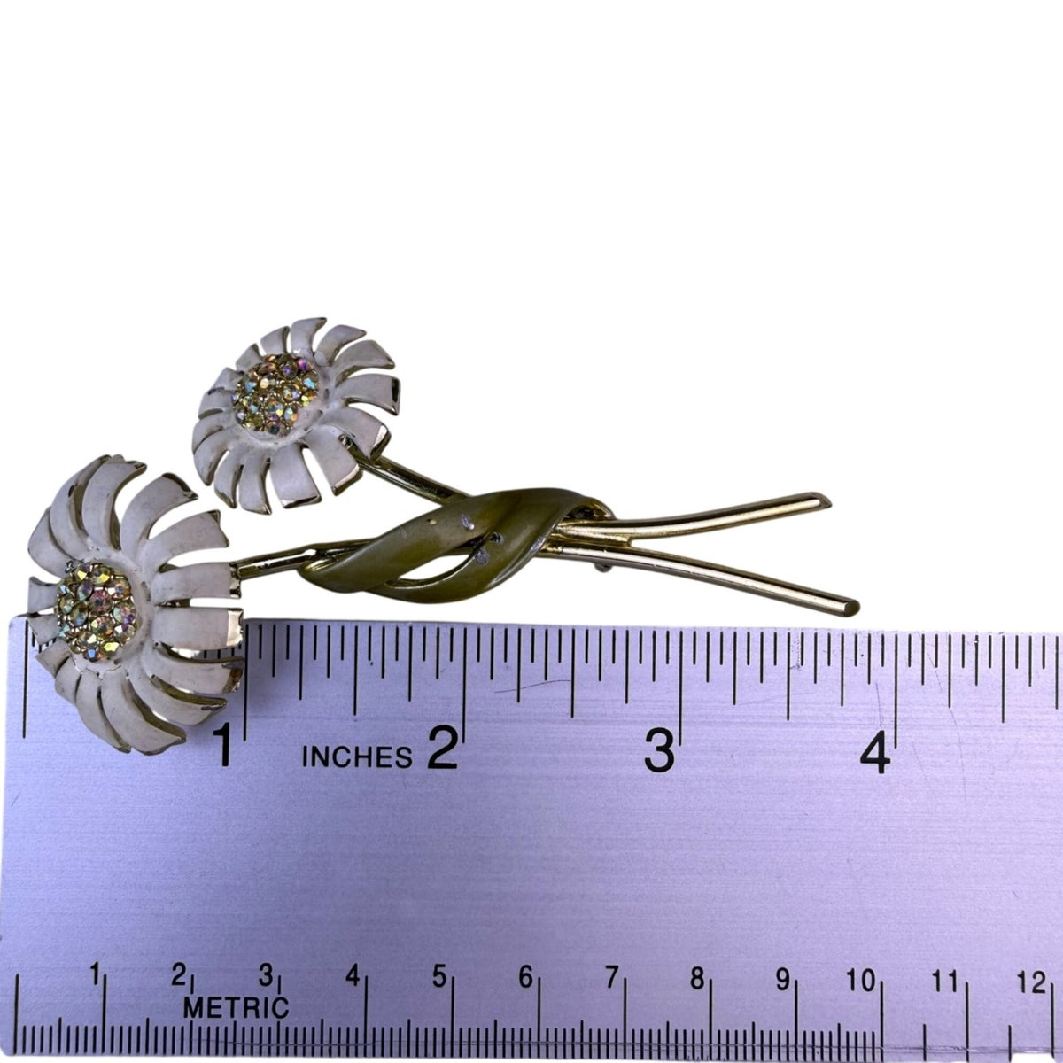 B.S.K. Womens Gold Tone White Enamel Double Daisy Flower Brooch With Rhinestones