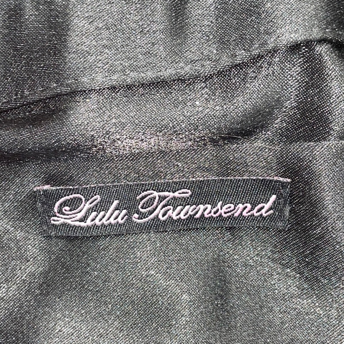 Lulu Townsend Women’s Black Satin With Ruched Detail Chain Strap Clutch Bag