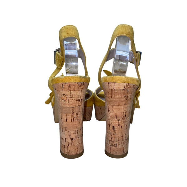 Nine West Women’s Yellow Suede floral appliqué Winflower Platform Sandals Sz 6.5