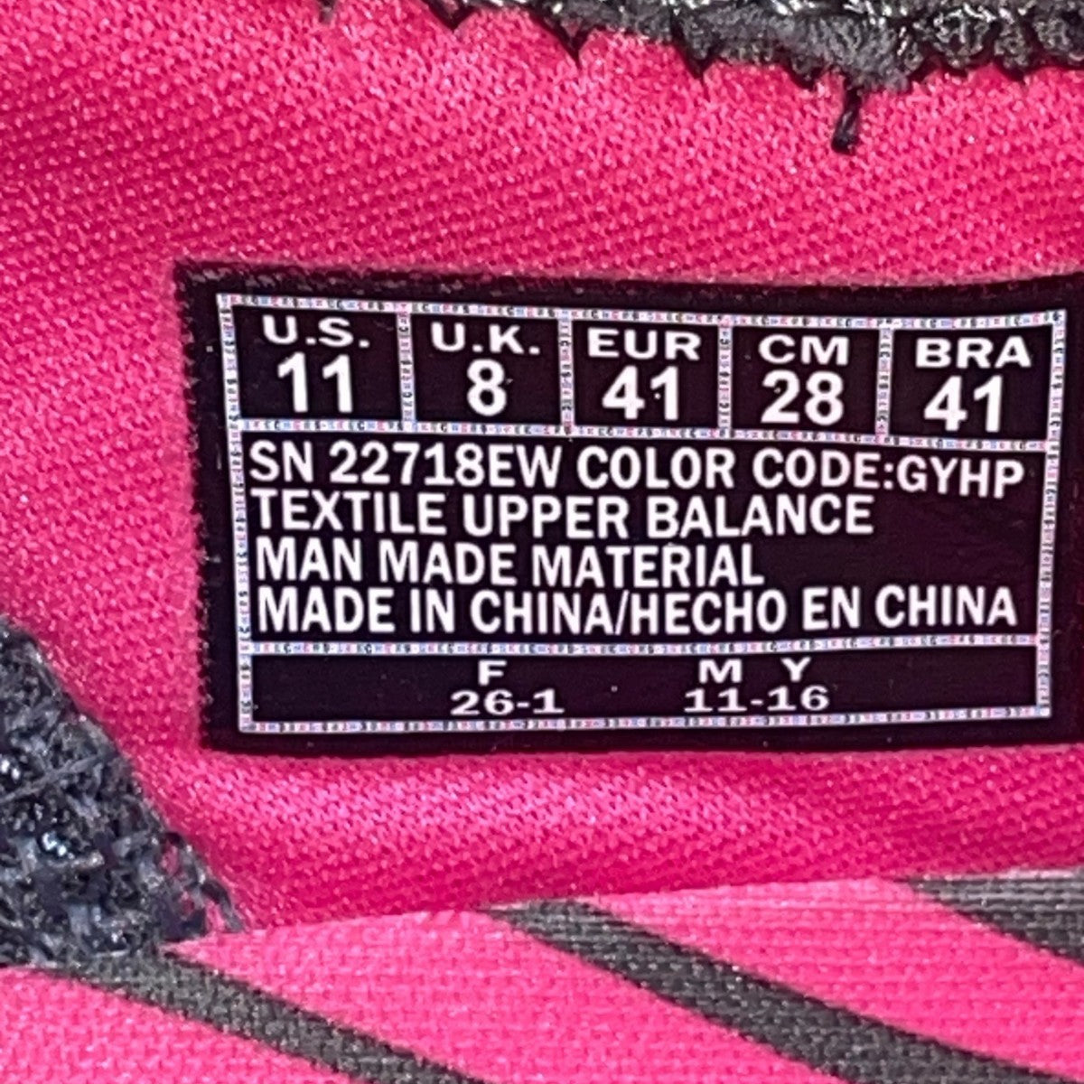 Skechers Women’s Gray &  Pink Memory Foam Stretch Fit Sneakers Size 11