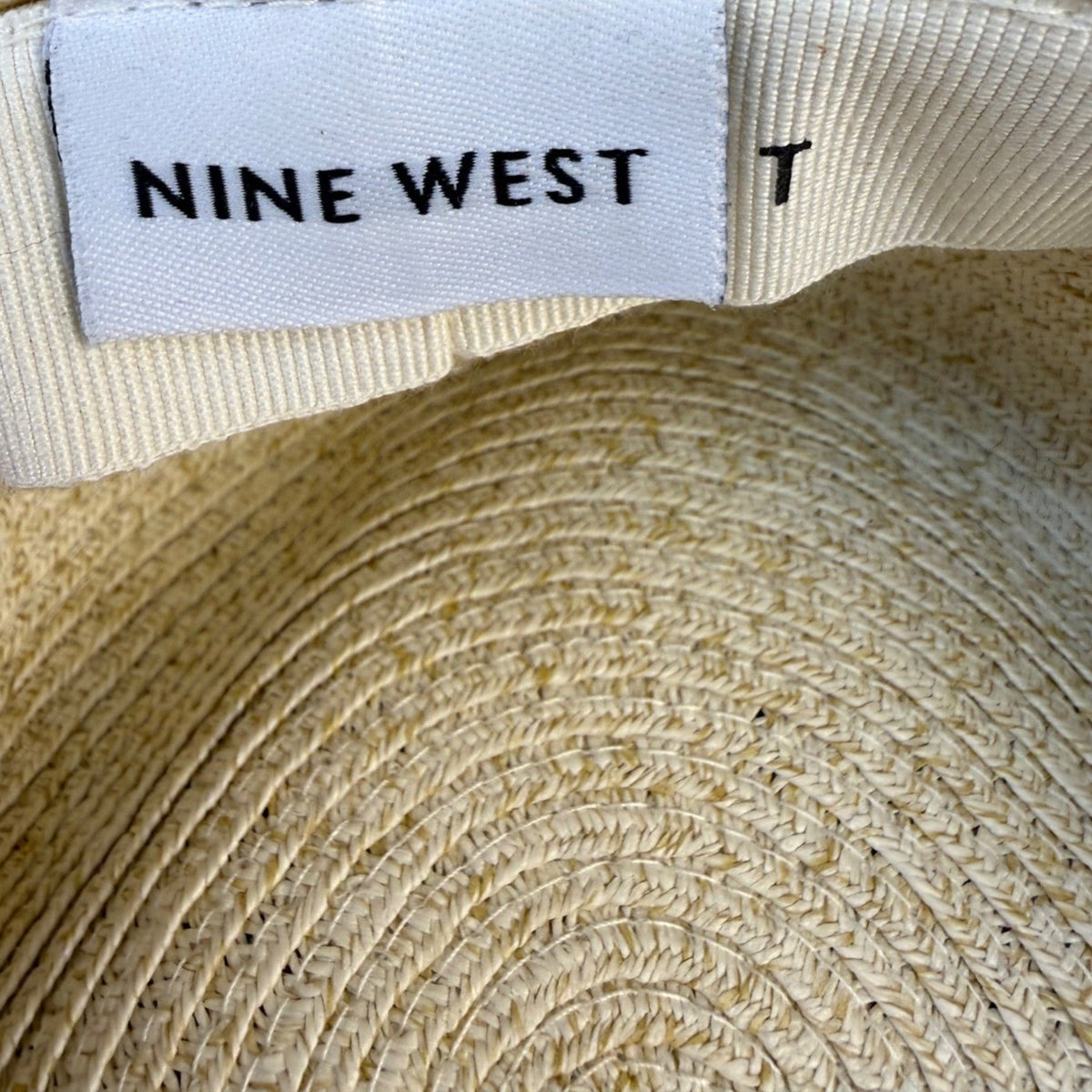 Nine West Womens Beige Straw Wide Brim Sun Hat With Chin Cord Lightweight Summer