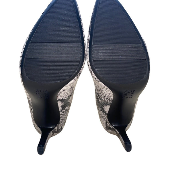 Naturalizer Women’s Alabaster Snake Embossed Mid-Heels Evie Pumps Size 7.5 M