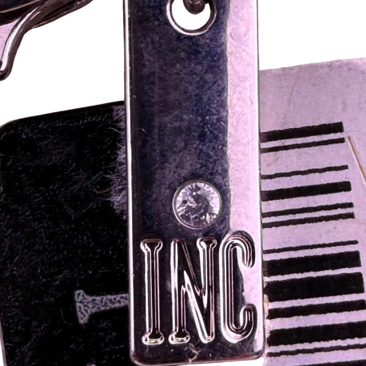 INC Womens Silver Tone Metal Bib Necklace Elegant Design Lobster Clasp