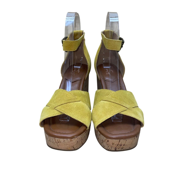 Crown Vintage Women’s Yellow Suede Ankle Strap Cork Wedge Chalina Sandals Sz 8M
