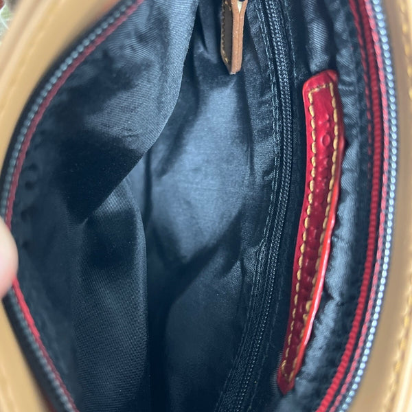 Tommy Hilfiger Crossbody Red Shoulder Bag Outside and Inside Zipper Sz M - NWT