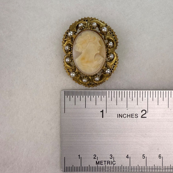 Florenza Gold Tone Womens Cameo Brooch With Faux Pearl Filigree Frame