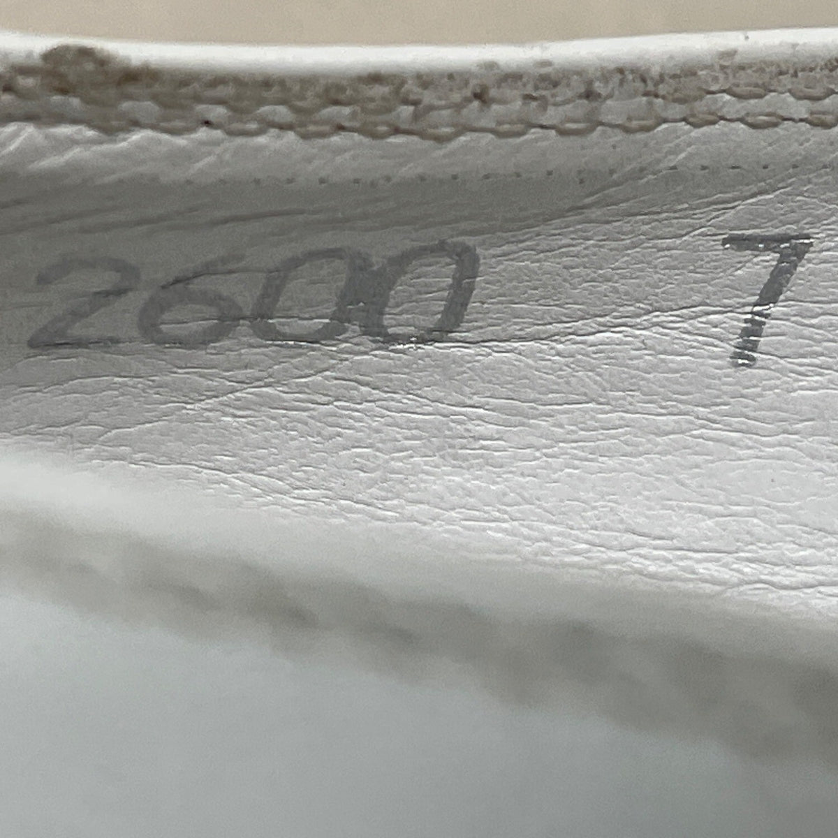 Grupo Italiano Women's White Leather Stitching Sole Flat Slippers Sz 7