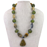 Vintage Womens Green & Yellow Stone Necklace W/ Pendant Various Metal