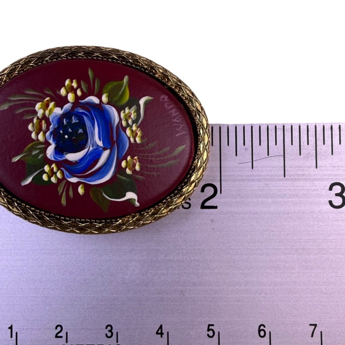Vintage Hand-Painted Womens Burgundy Resin Brooch Gold-Tone Floral Oval Cabochon