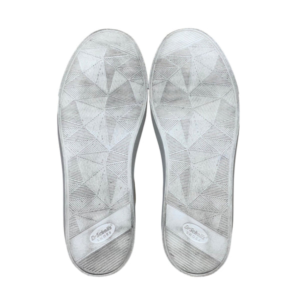 Dr. Scholls Women’s White Embossed Upper Be Free Slip On Nova Sneakers 9.5M
