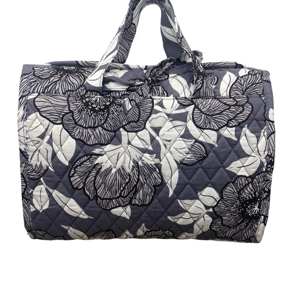Vera Bradley Women’s Gray Quilted Floral Foldable Hanging Travel Organizer