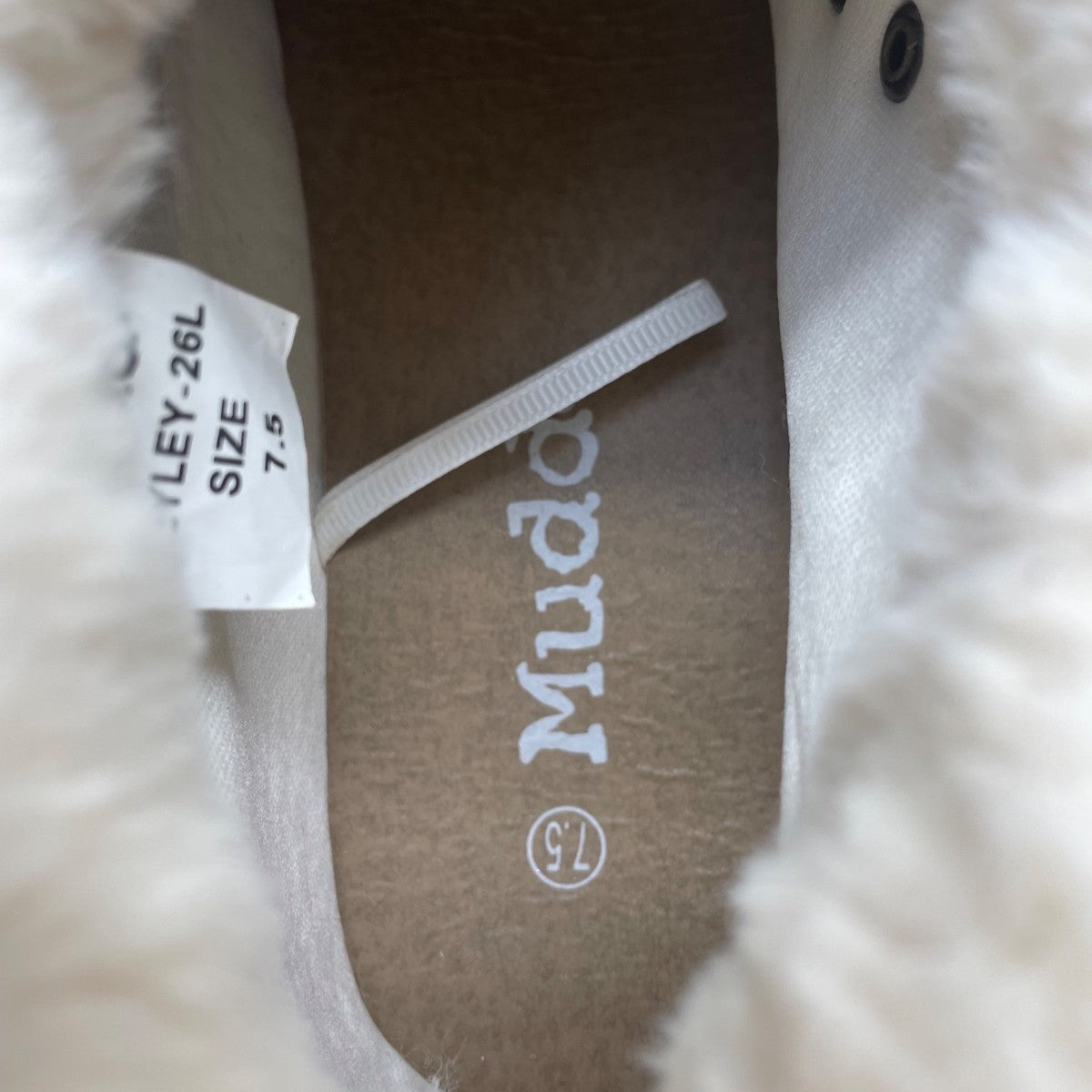 Mudd Women’s Gray Faux Suede & Sherpa Lined High Top Beyley Boots Size 7.5