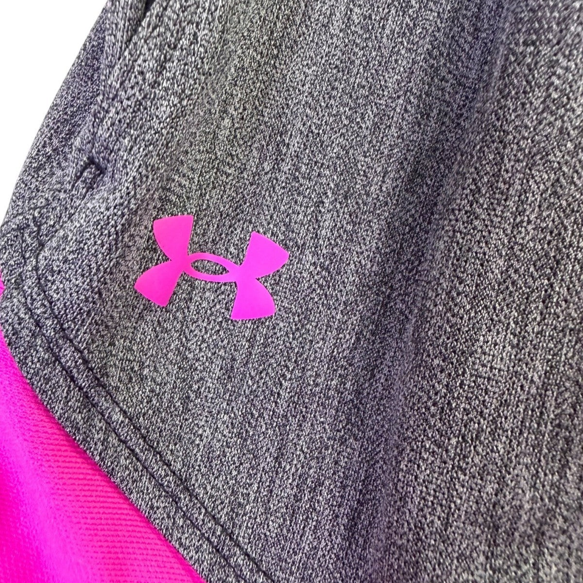 Under Armour Womens Gray & Pink Running Shorts Loose Fit Size L