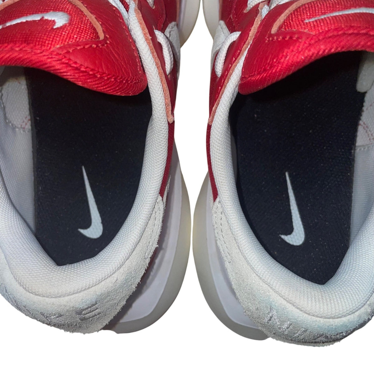 Nike Women’s Red Mesh Cushioned Low-Top Phoenix Waffle Casual Sneakers Size 9