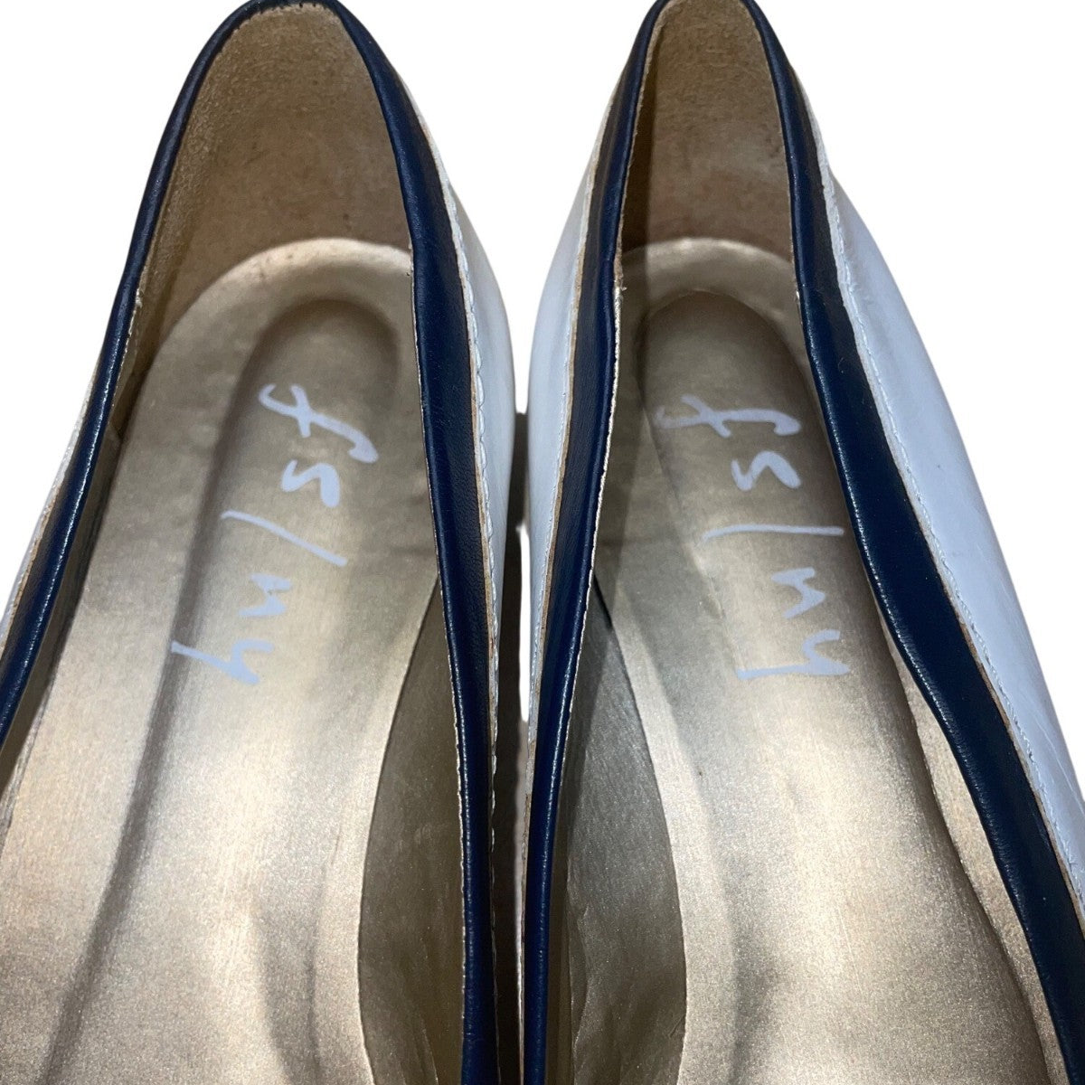 FS/NY Women’s White & Navy Leather Slip-On Floral Accent Ballet Flats Size 9