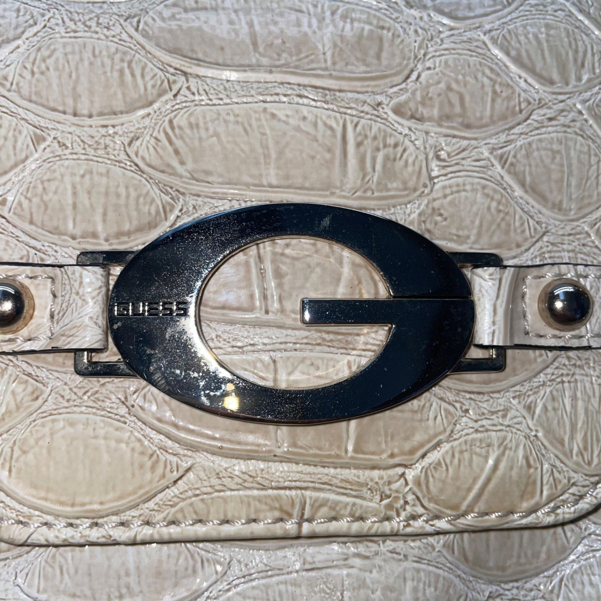 Vintage Guess Women’s Beige Faux Leather Croc Embossed G Logo Y2K Satchel Bag