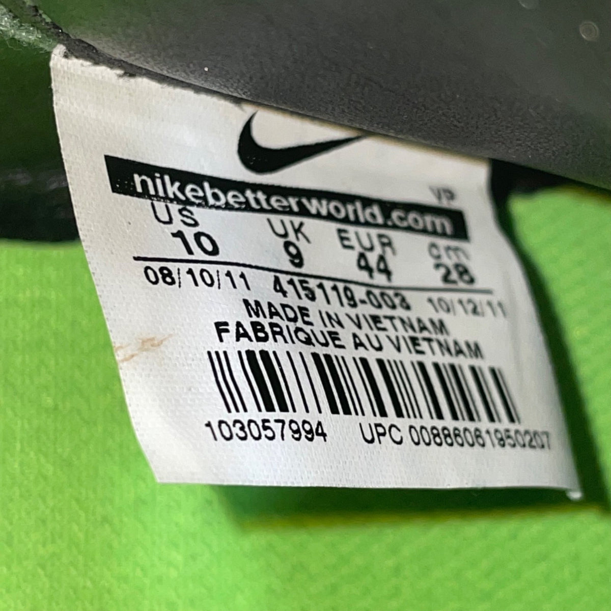 Nike 5 Men’s Gray & Green Bomba Pro Turf Soccer Cleats Shoes Size 10