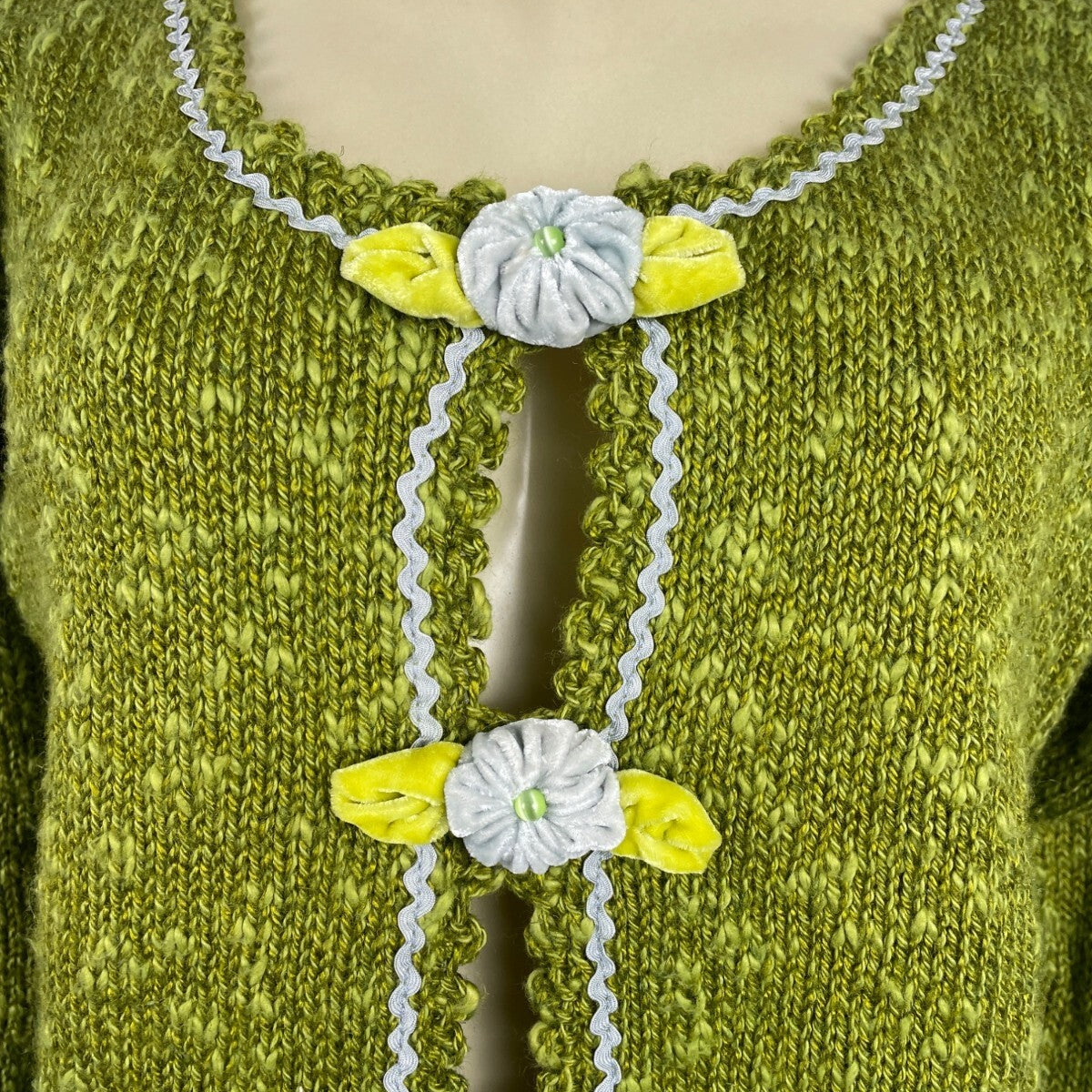 Hot Knots Womens Green Knit Cardigan With Floral Accent & Scalloped Trim