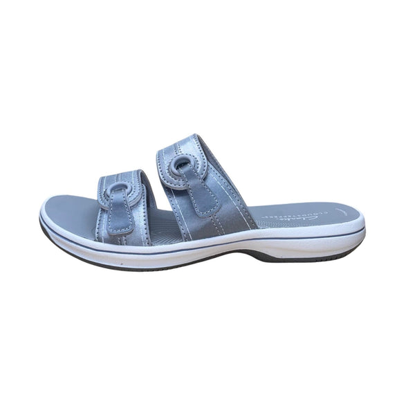 Clarks Women’s Silver Cushion Soft Cloudsteppers Breeze Maye Sandals Size 7
