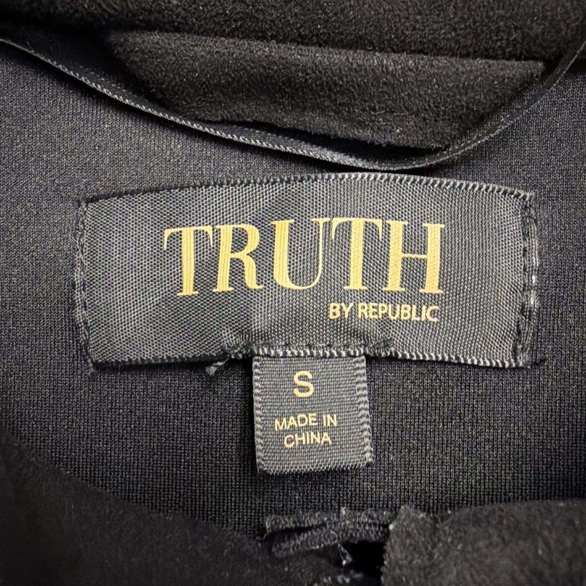 Truth Women Black Faux Leather Button-Down Shirt With Pockets Sz Small 