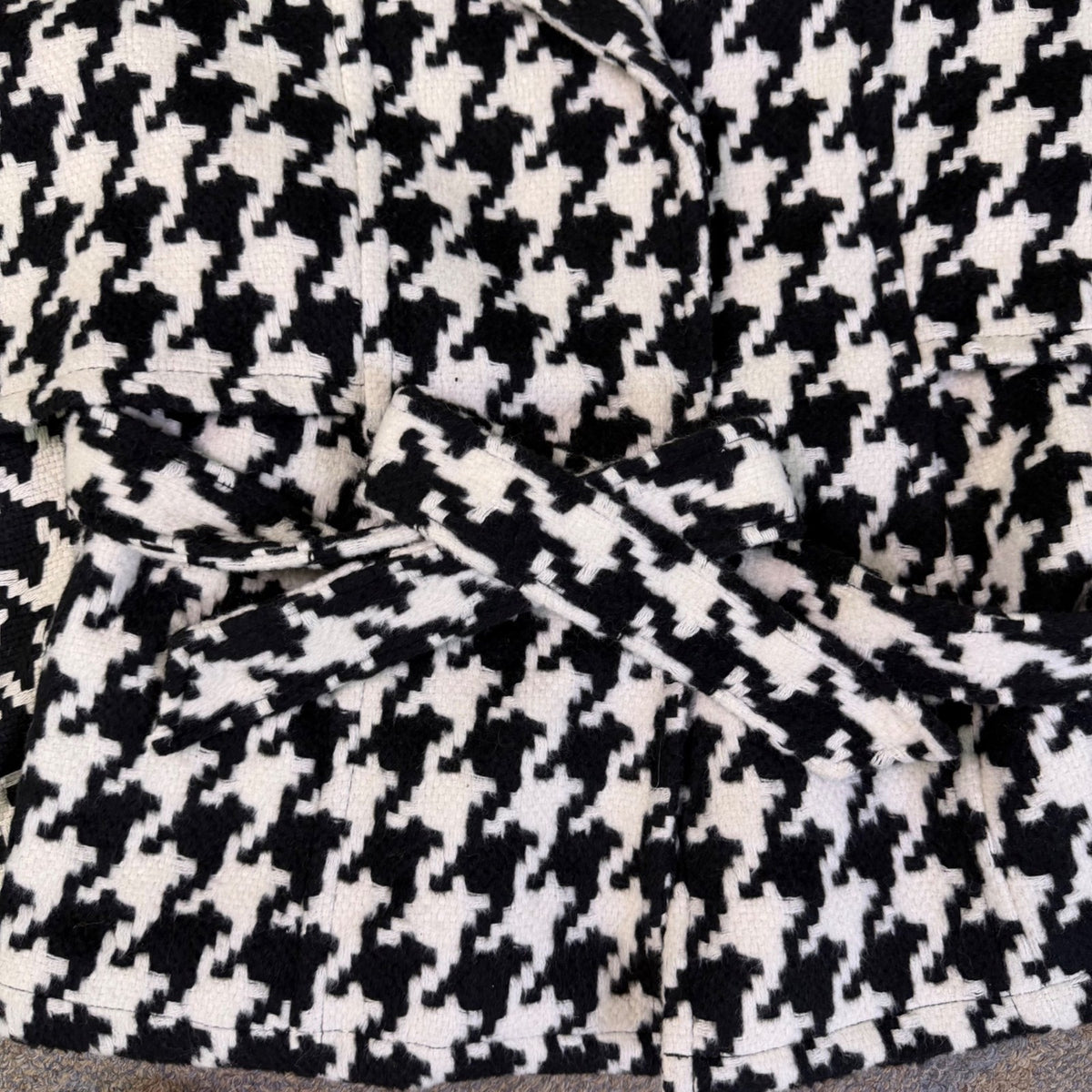 New York & Company Womens Black & White Houndstooth Belted Cape Jacket M