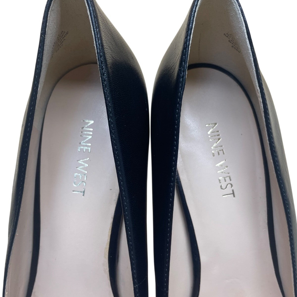 Nine West Women’s Black Leather Pointed-Toe Kitten Heel Margot Pumps Size 9.5M