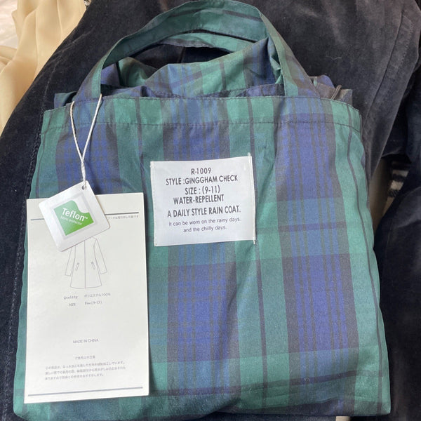 Teflon Women's Rain Coat With Hood & Buttons For Women Size (9-11)- NWT