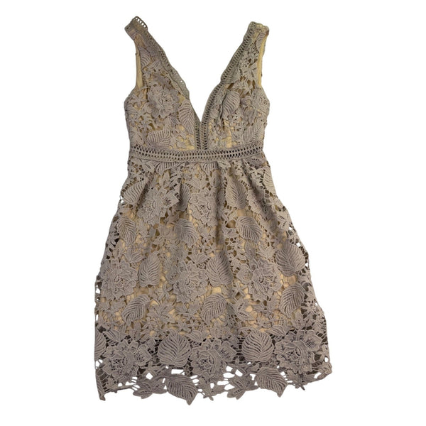 Romeo & Juliet Couture Womens Beige Crochet Lace Sleeveless Dress Size M