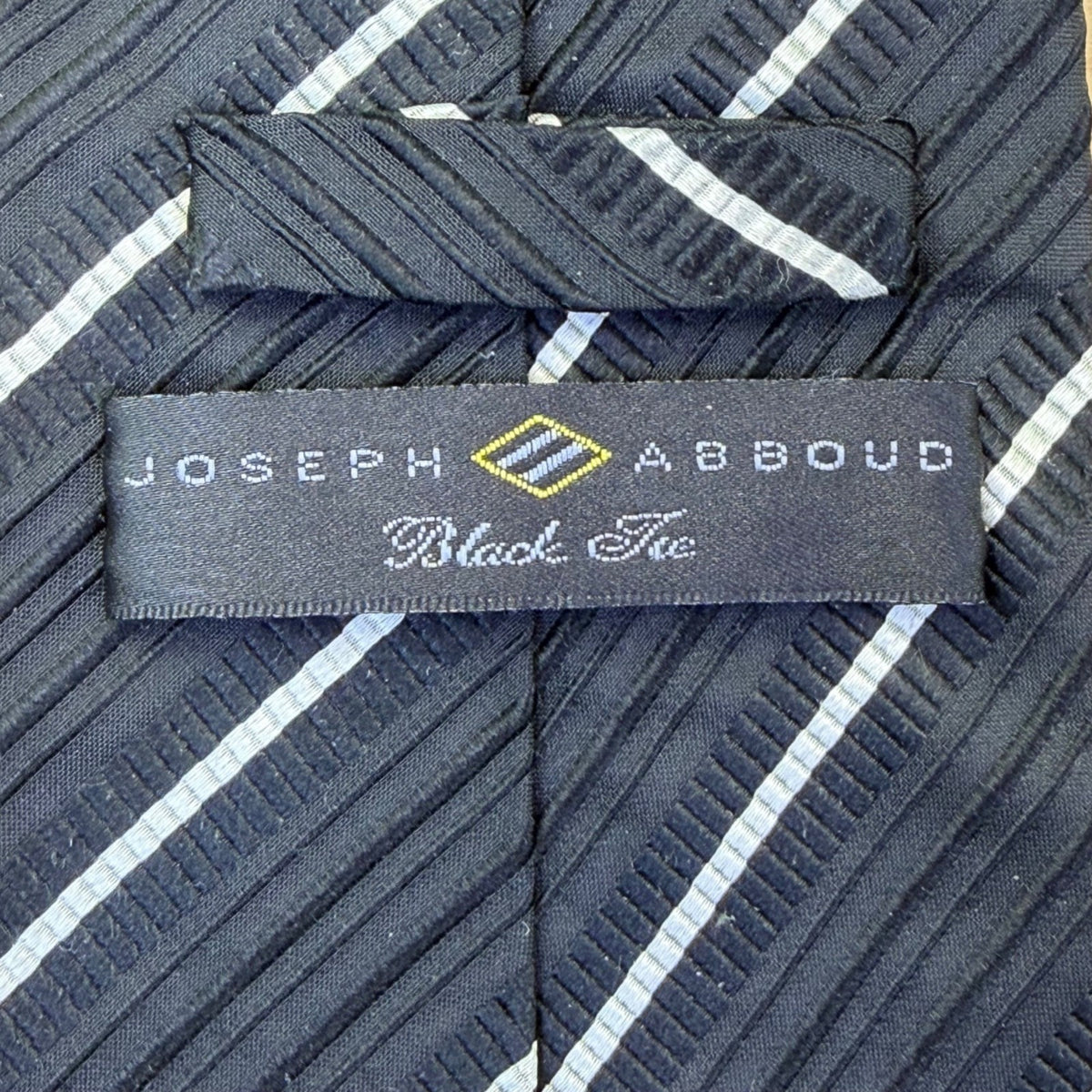 Joseph Abboud Mens Navy Striped 100% Silk Neck Tie Classic Pattern