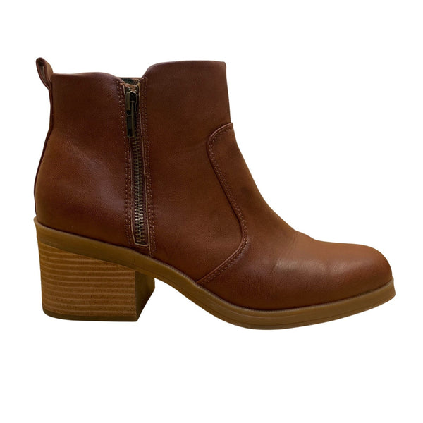 B.O.C Women's Brown Faux Leather Side Zip Closure Heeled Ankle Boots Size 11M