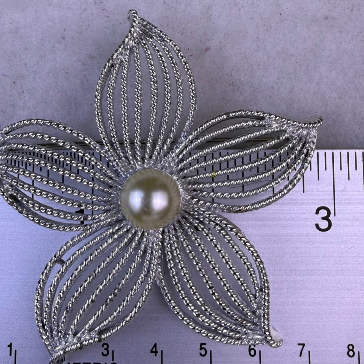 Sarah Coventry Womens Silver Tone Metal Moon Flower Brooch Pin With Faux Pearl