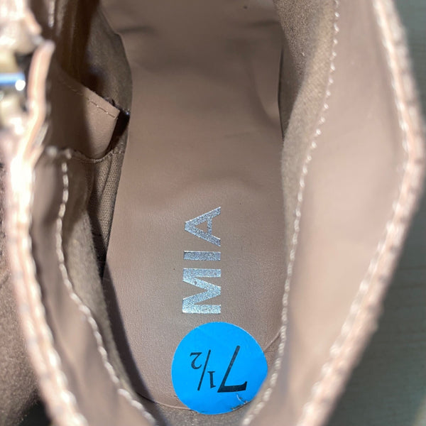 MIA Women’s Taupe Perforated Side Zipper Slip-On Arianna Wedge Sneakers Sz 7.5M