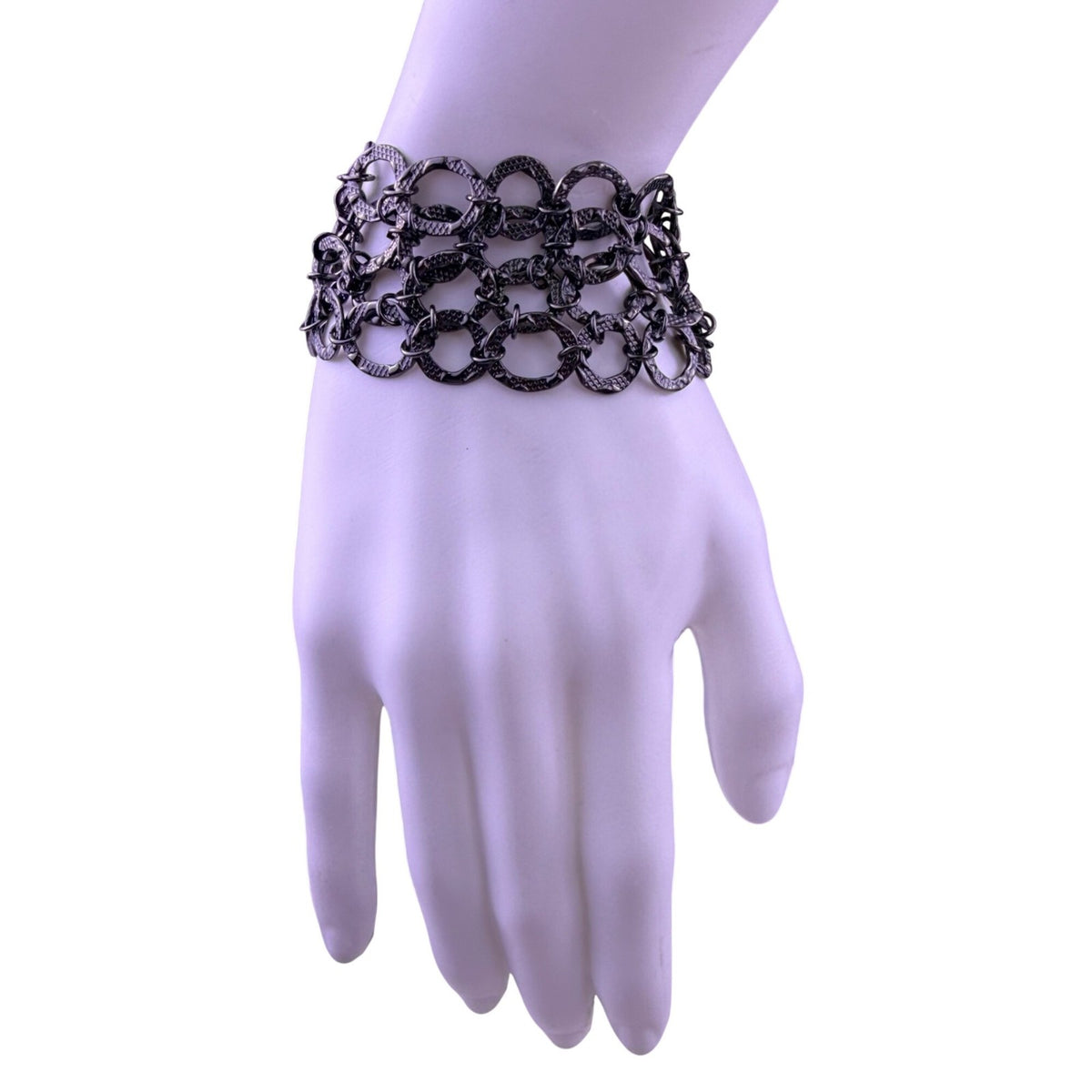Vintage Womens Silver Tone Metal Chain Link Bracelet  Open Oval  Design