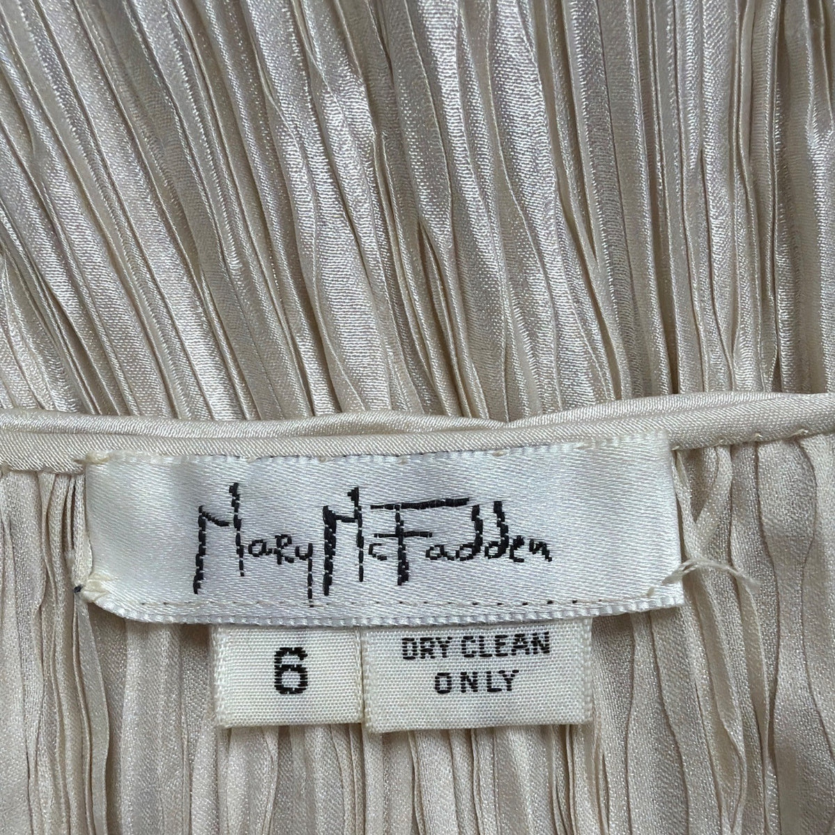 Mary McFadden Women’s Gold & Cream Pleated Satin Gown With Beaded Strap Size 6