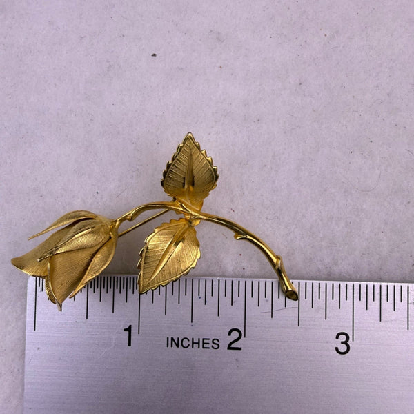 Giovanni Womens Gold Tone Metal Rose Brooch Floral Pin Vintage Jewelry