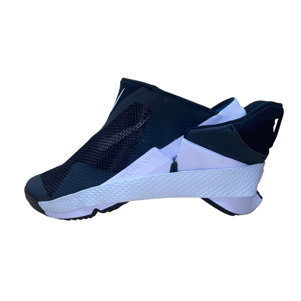 Nike Men’s Black Mesh White Mesh collapsible-heel FlyEase Sneakers Size 11.5