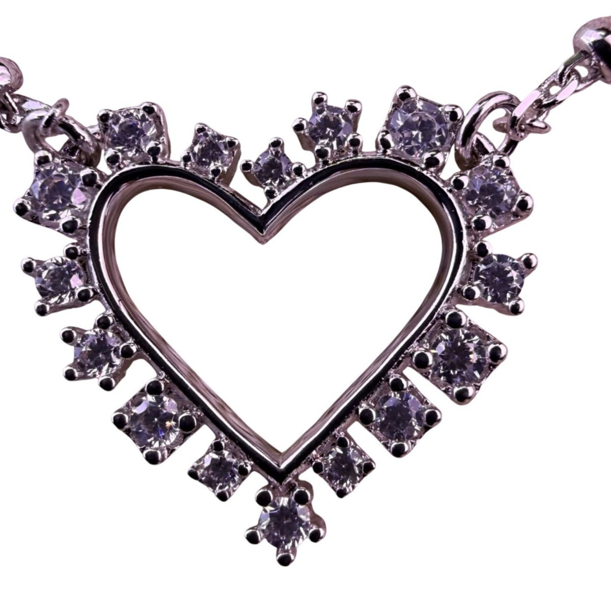 Kendra Scott Womens Silver Tone Heart Rhinestone Pendant Necklace Elegant Design