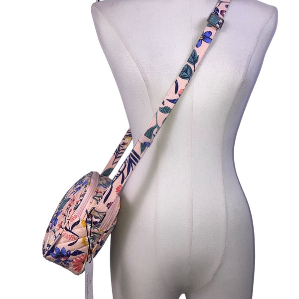 Vera Bradley Women’s Pink Quilted Floral Adjustable Strap Evie Crossbody Bag