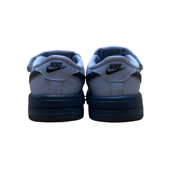 Nike Kids Toddler Wolf Gray & Black Air Force 1 Low Top Sneakers Size 7C