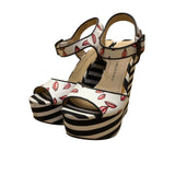 Chinese Laundry Women’s Black White Lips Print Striped Open Toe Wedge Heel Sz 7
