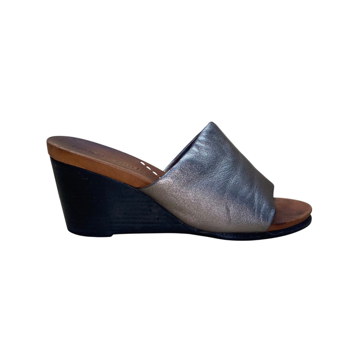 Gentle Souls Women’s Golden Brown Leather Gabe-Olicious Wedge Sandals Size 7.5M
