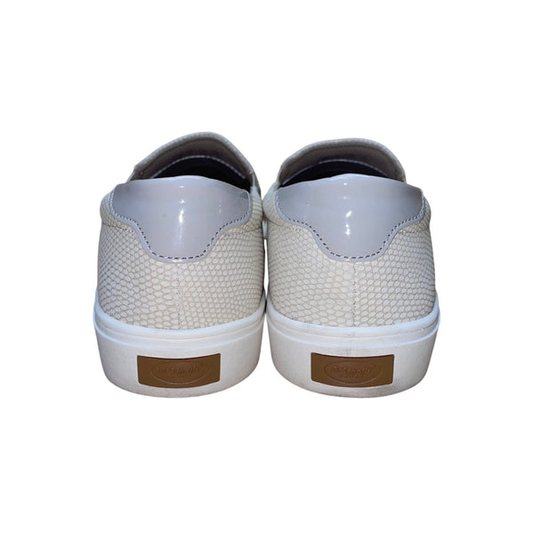 Dr. Scholls Women’s White Embossed Upper Be Free Slip On Nova Sneakers 9.5M